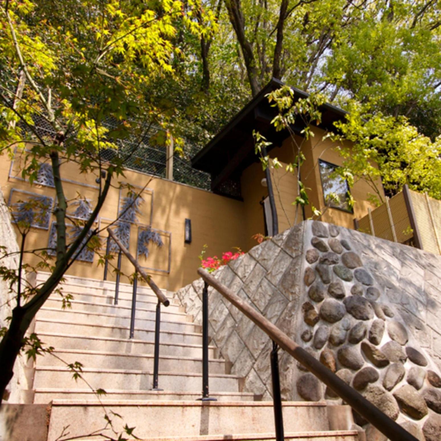 森の入り江の離れ宿 無雙庵枇杷 Izu  Exterior foto